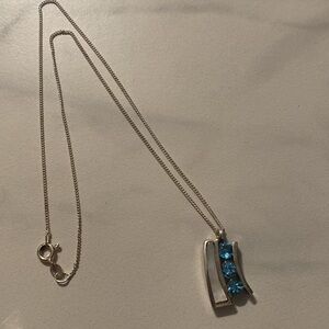 Mother‎ of pearl & aquamarine sterling silver pendant & necklace 925